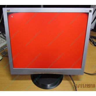 Монитор 19" ViewSonic VA903 с дефектом изображения (битые пиксели по углам) - Нефтеюганск.